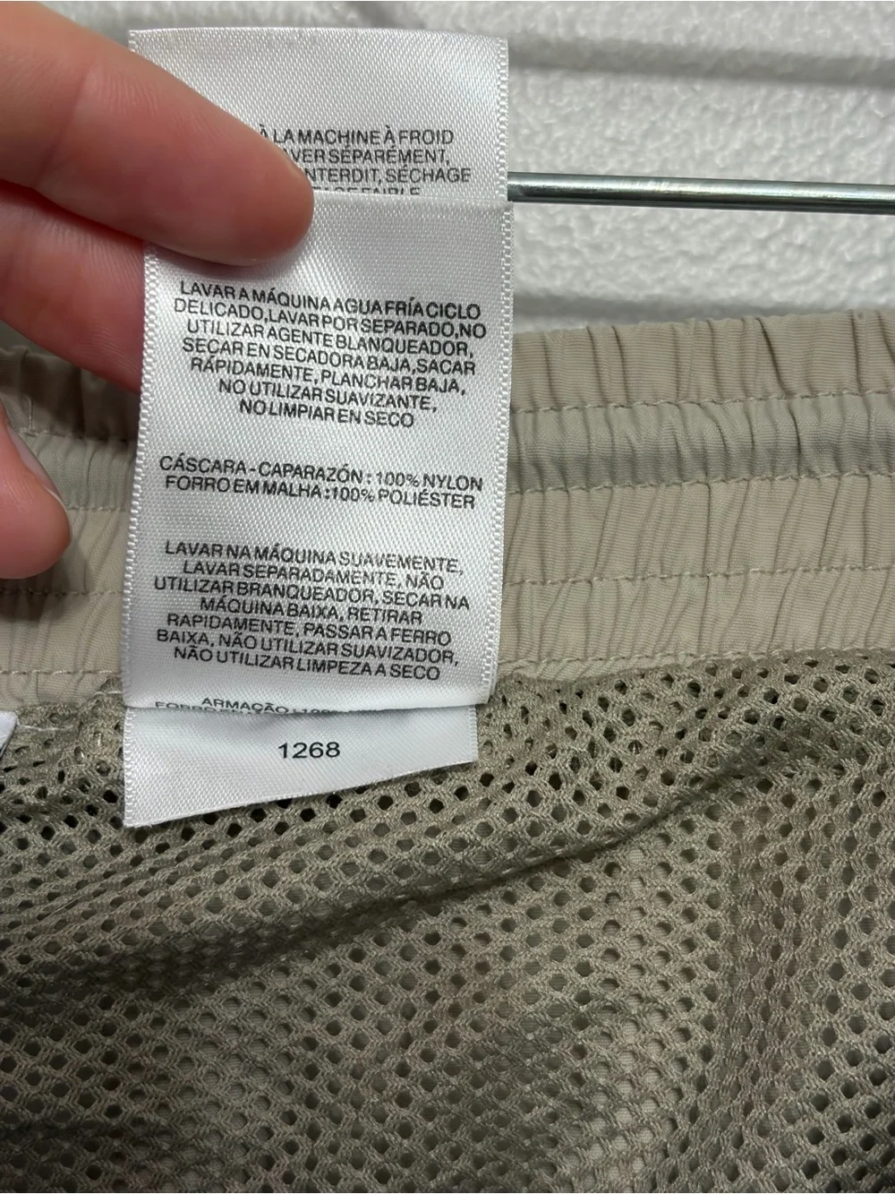 Men’s Columbia PFG Convertible Zip Off Cargo Pants 32” Khaki Tan - Size XL